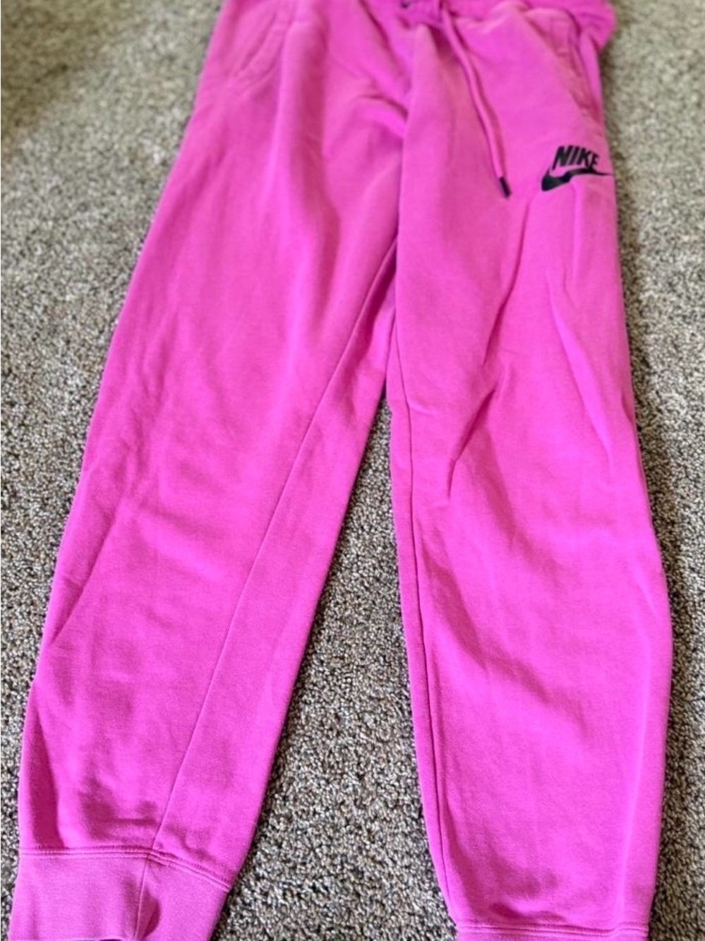 Nike woman’s Fleece Joggers